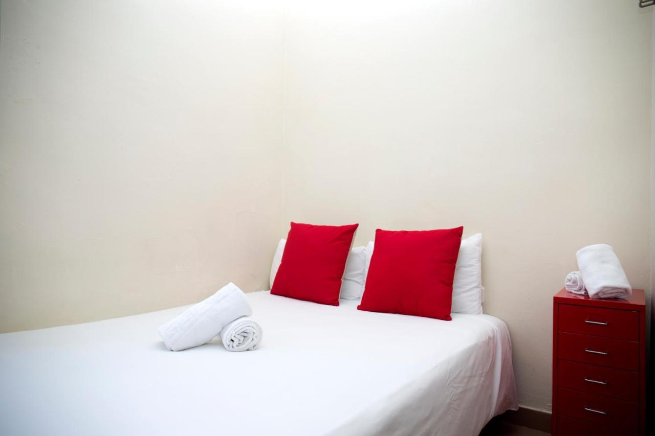 Mora Rooms Barcelona Bagian luar foto