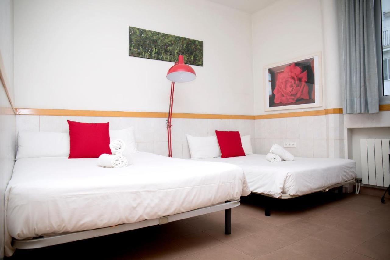 Mora Rooms Barcelona Bagian luar foto